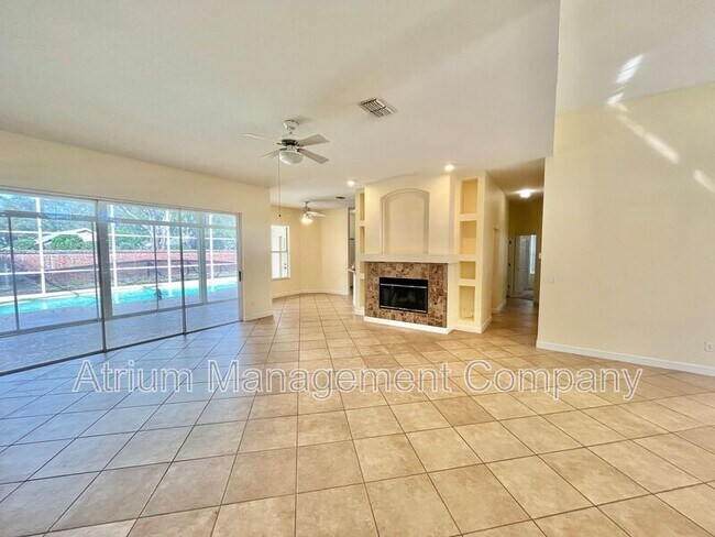 Foto del edificio - 1187 Tadsworth Terrace