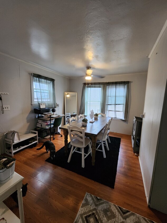 427 Child St Unit 1, Warren, RI 02885 Apartments in Warren, RI