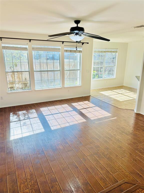 Foto del edificio - 2632 Century Park Blvd