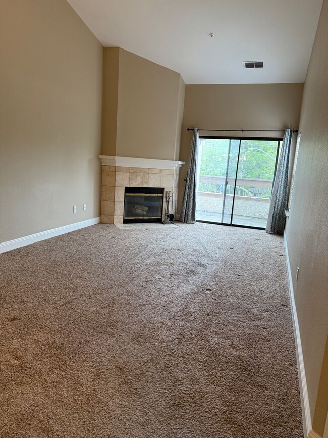 Building Photo - Hartz Property Management presents 1663 S....