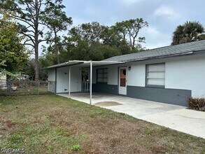 Building Photo - 1175 Laurel Dr