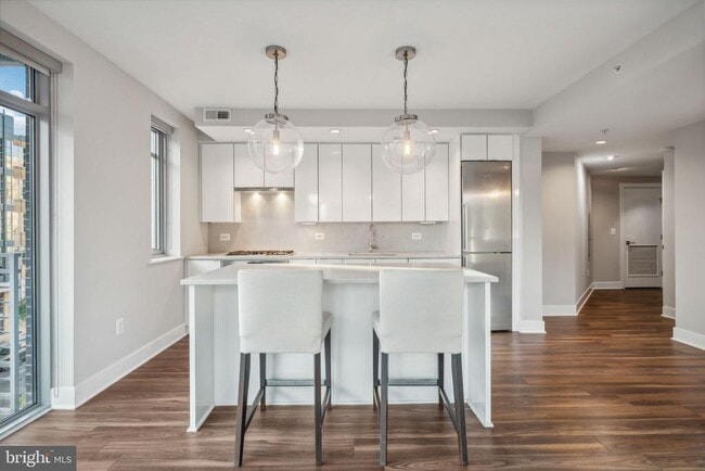 Building Photo - 1311 13th St NW