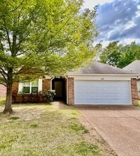 Building Photo - 8839 Campaldino Ave