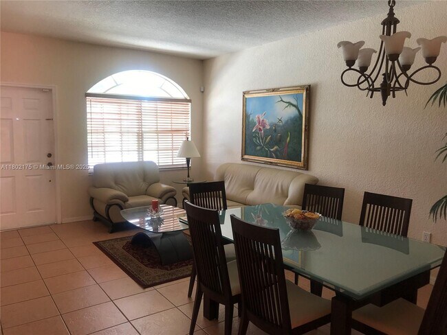 Foto del edificio - 17044 SW 137th Ct