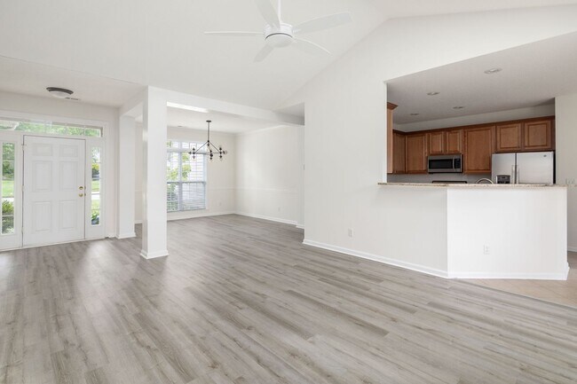 Building Photo - Beautiful Home in Fletcher