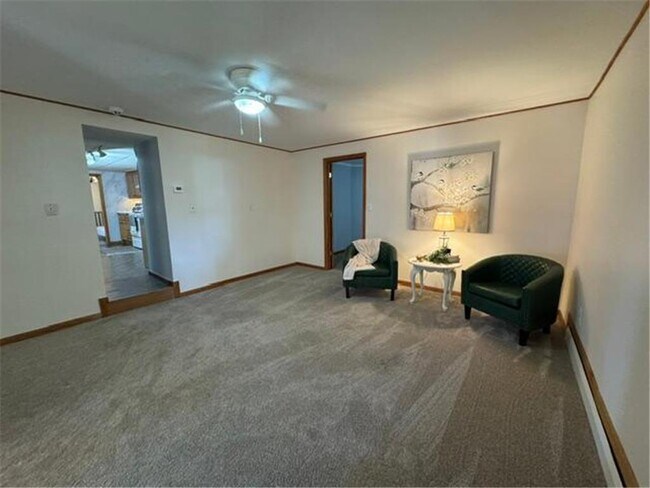 Foto del edificio - 221 N Jefferson St