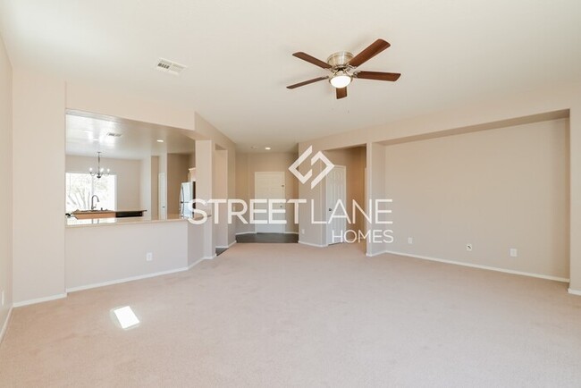 Building Photo - REDUCED!