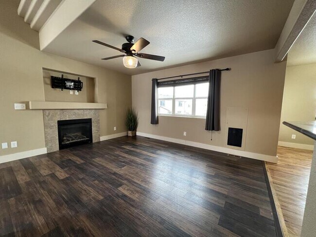 Foto del edificio - 3712 Gunsmoke Rd