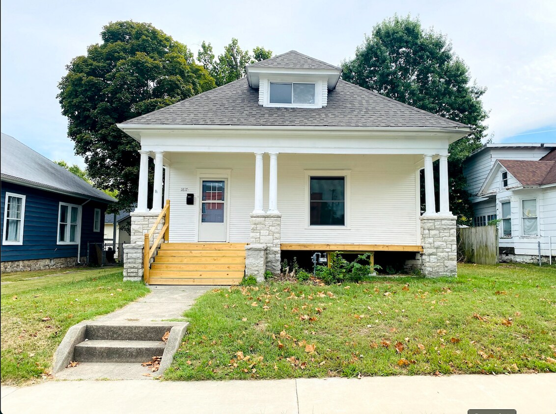 Foto principal - COMING SOON: Spacious 3 Bedroom 2 Bathroom...