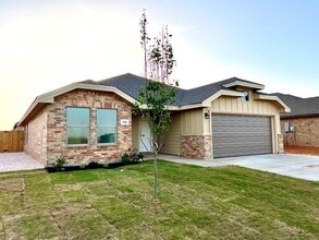 Building Photo - 2602 S County Rd