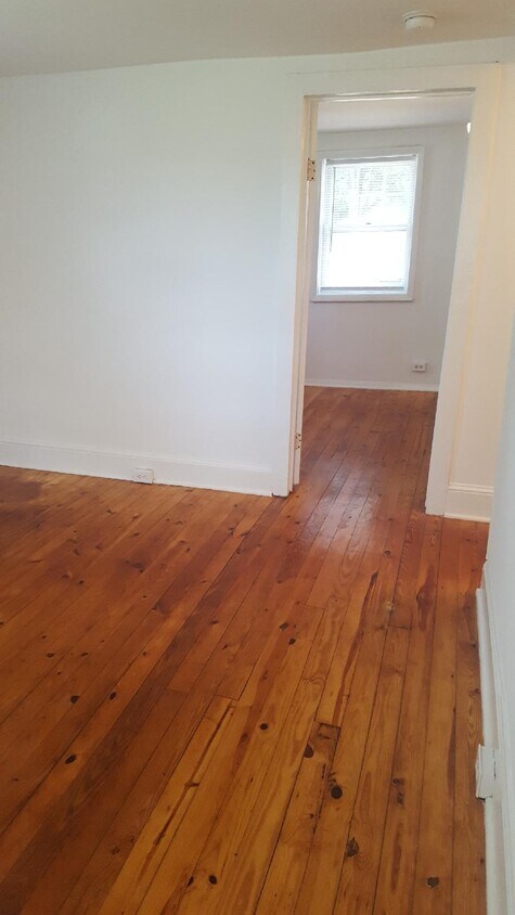 Primary Photo - 413 5th St SW