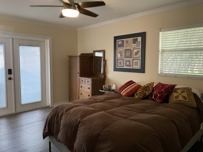 Building Photo - 6248 Gretna Green Ct