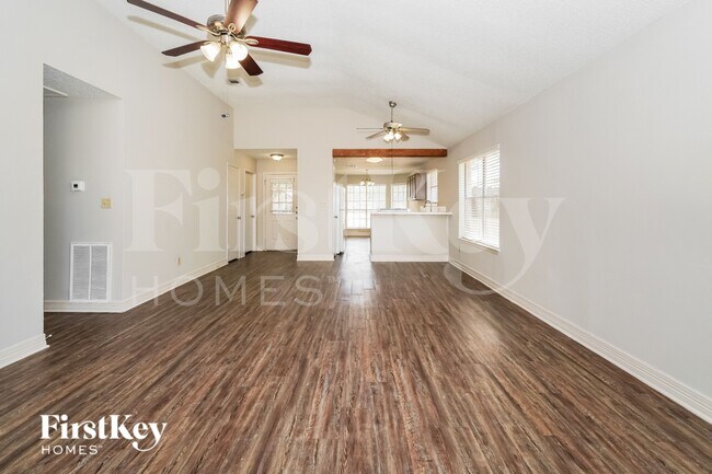 Building Photo - 21134 Western Valley Dr