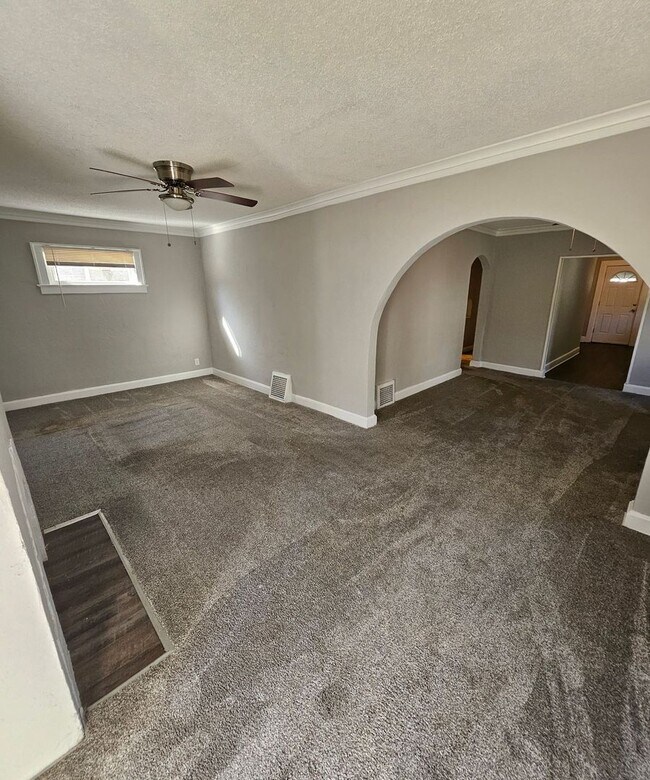 Foto del edificio - Warm & Modern 3-Bed Home in the Heart of Kansas City! $1295.00!