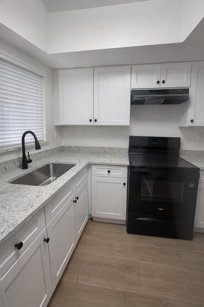 Foto del edificio - 7830 SW 10th Ct