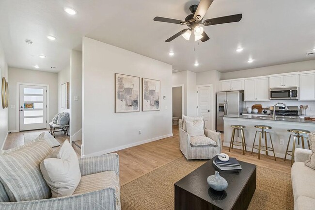 Photo - 19500 Molly Pl Townhome