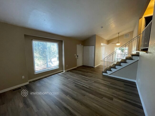 Building Photo - 11320 Grape Cir