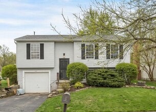 Building Photo - 8408 Covered Wagon Ct