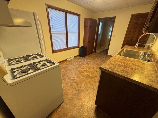 Foto del edificio - 317-319 18th Ave Moline, IL