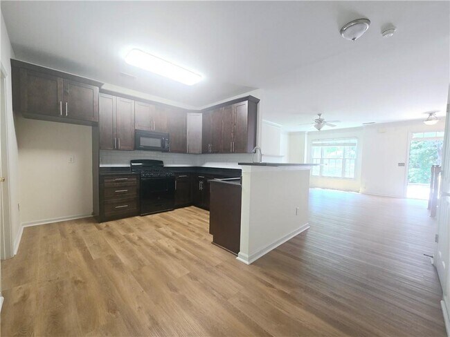Building Photo - 1318 Guilderoy Ln