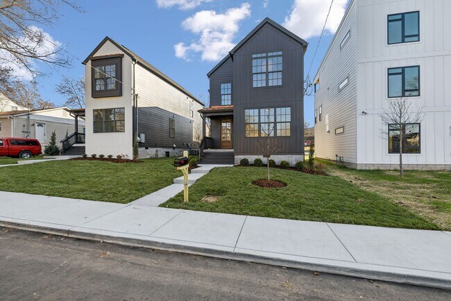 Foto del edificio - NEW CONSTRUCTION-4 Bedroom, 3 Bath Now Ava...