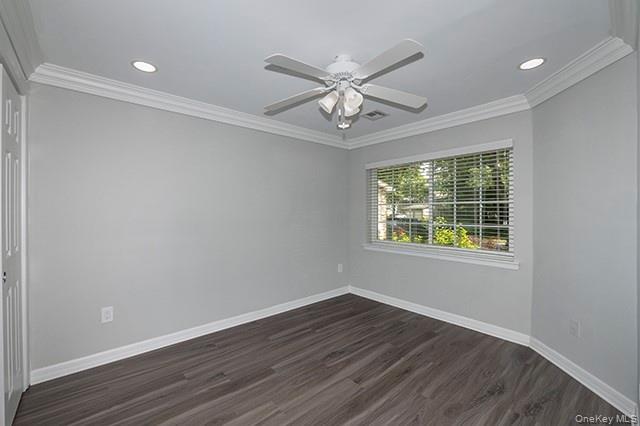 Building Photo - 2305 Townehouse Dr