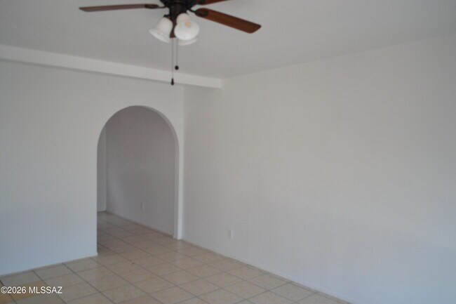 Foto del edificio - 1635 S Jefferson Ave