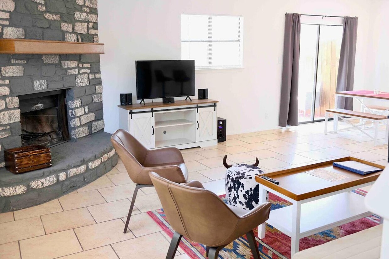 Foto principal - 1708-1710-1710 Horseshoe Cir