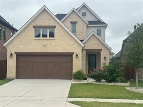 Building Photo - 4544 El Paso Dr