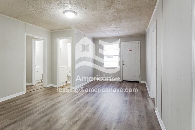 Foto del edificio - 1405 18th Pl SW