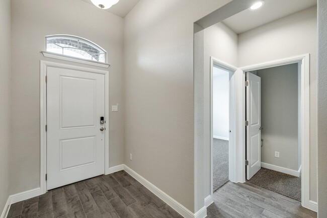 Building Photo - 14616 Bootes Dr