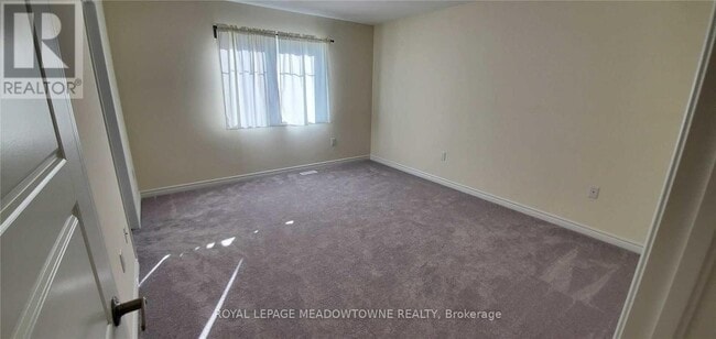 Building Photo - 143-143 Ridge Rd