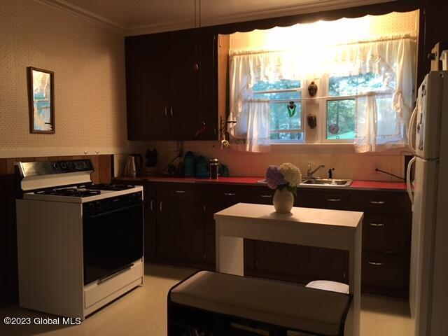 Foto del edificio - 412 Whiteview Rd