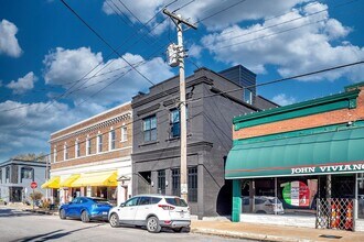 Building Photo - 5147 Shaw Ave