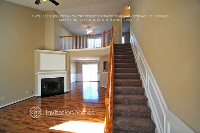 Foto del edificio - 160 Weatherstone Dr