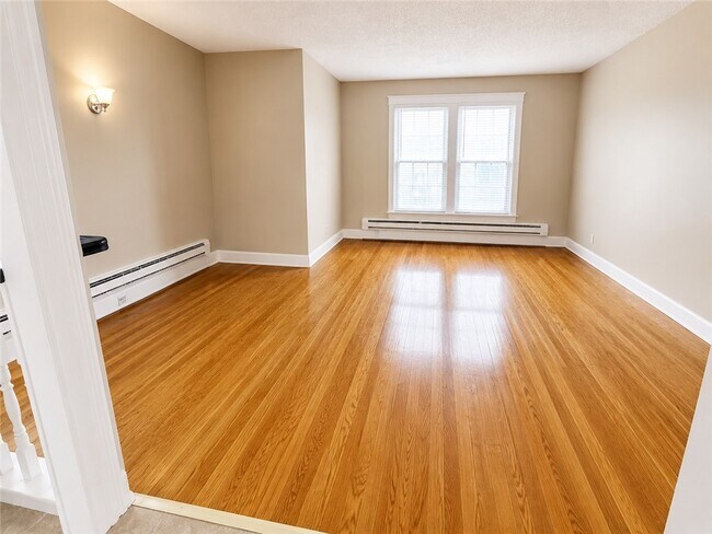 Foto del edificio - 1736 Portland Ave