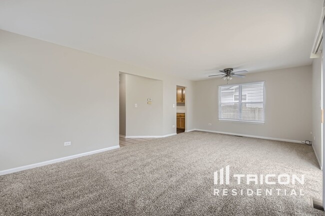 Building Photo - 4102 Brenton Dr