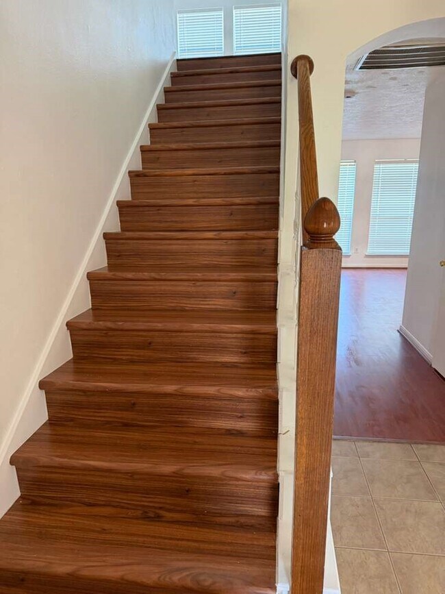 Foto del edificio - 15502 Lost Maples Dr