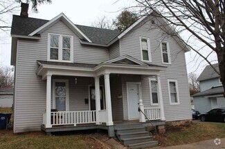 Building Photo - 204 S 6th Ave