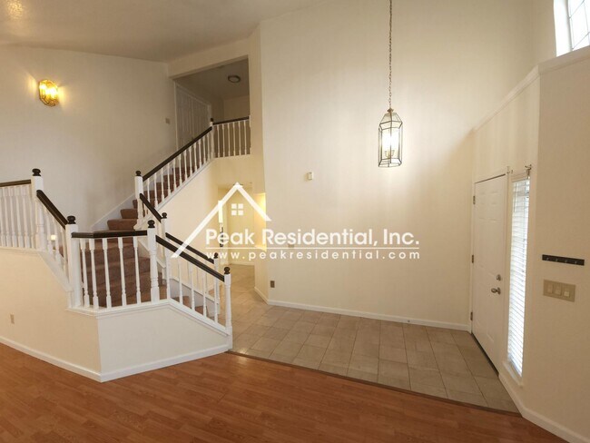 Building Photo - 4 br, 3 bath House - 8127 Orchid Tree Way