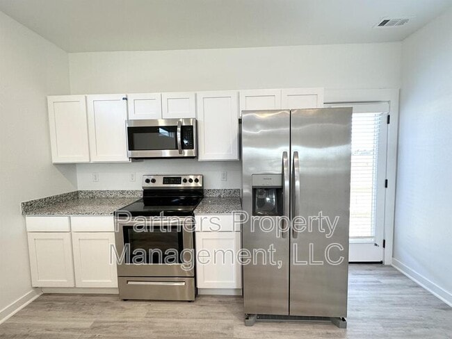 Foto del edificio - 1070 Boardwalk Ave