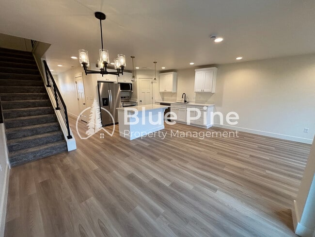 Foto del edificio - 2384 Caliber Pl