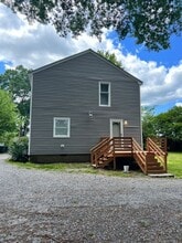 Building Photo - 913 Hamilton Ave