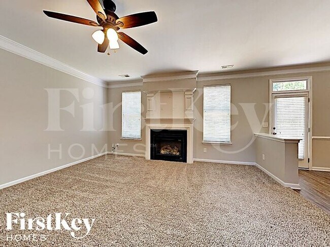 Foto del edificio - 11729 Oak St