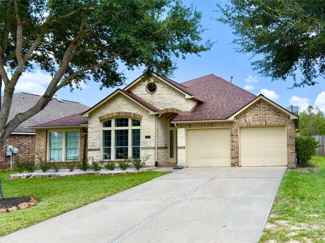 Building Photo - 5407 Stoneridge Ct
