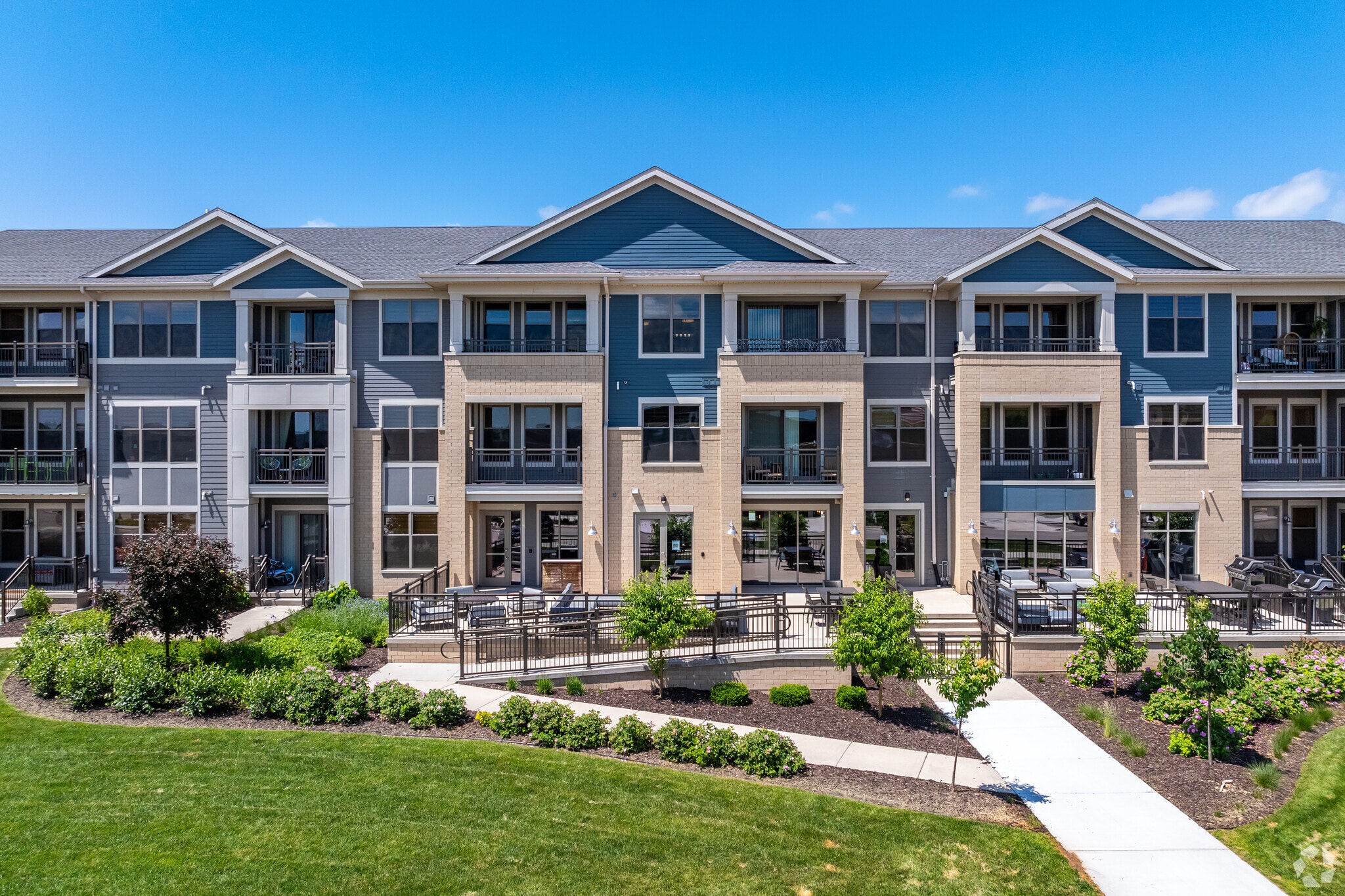 Howard Commons and Howard Lofts - 2800 Howard Commons St Green Bay, WI ...