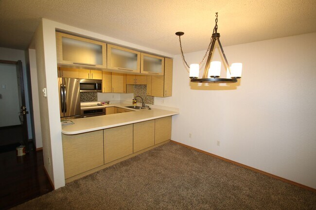 Photo - 2 Bed, 1 Bath Condo in West Anchorage!