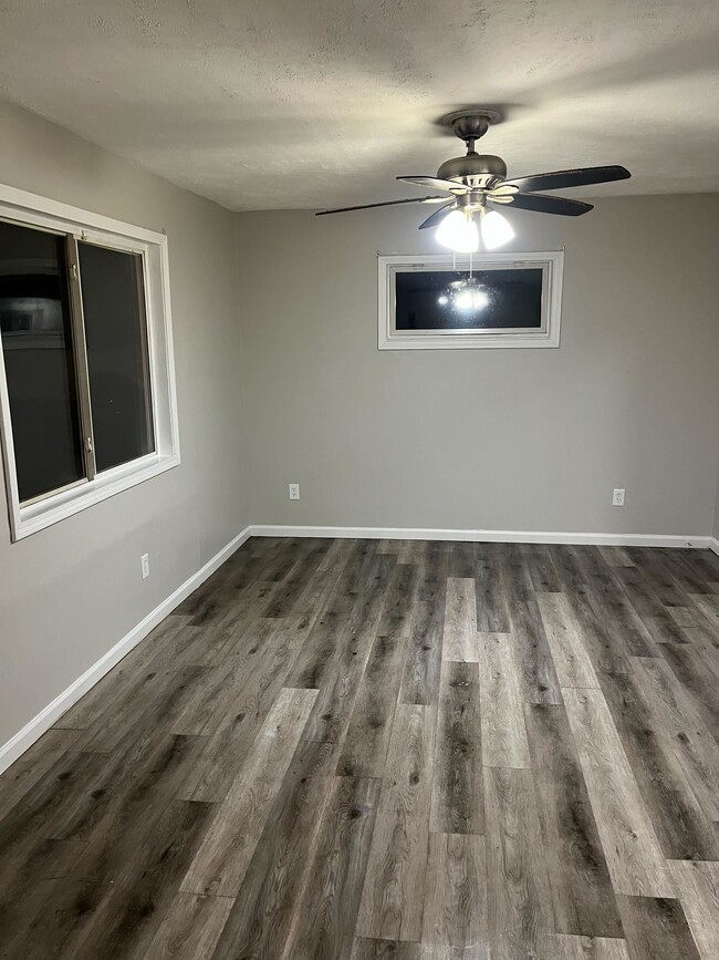 Building Photo - 394 Avenue A