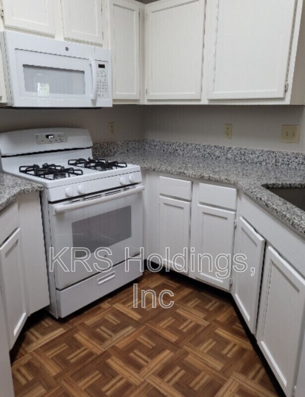 Photo - 13070 Autumn Woods Way Apartment