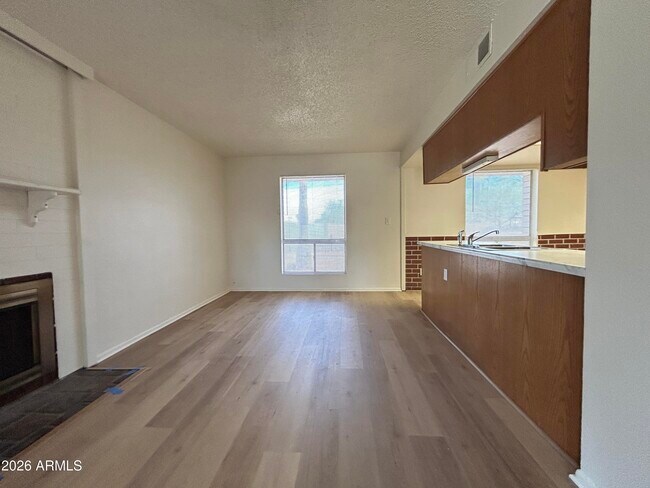 Building Photo - 18016 N 15th Ave